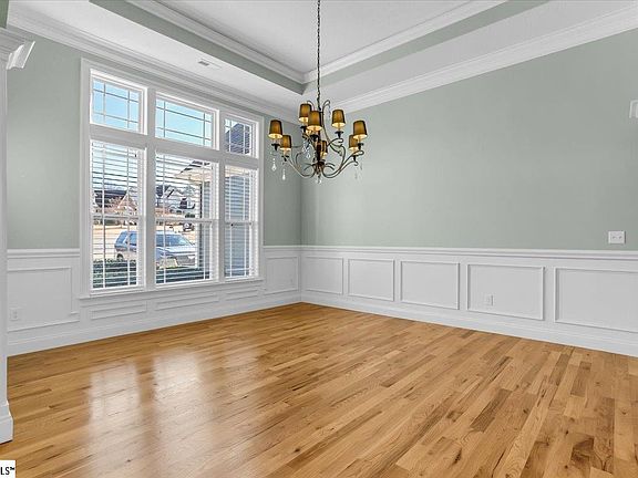 2nd image of 49 Thornbriar Ct