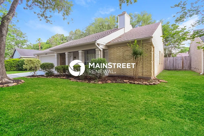 front view - 12222 Flaxen Dr
