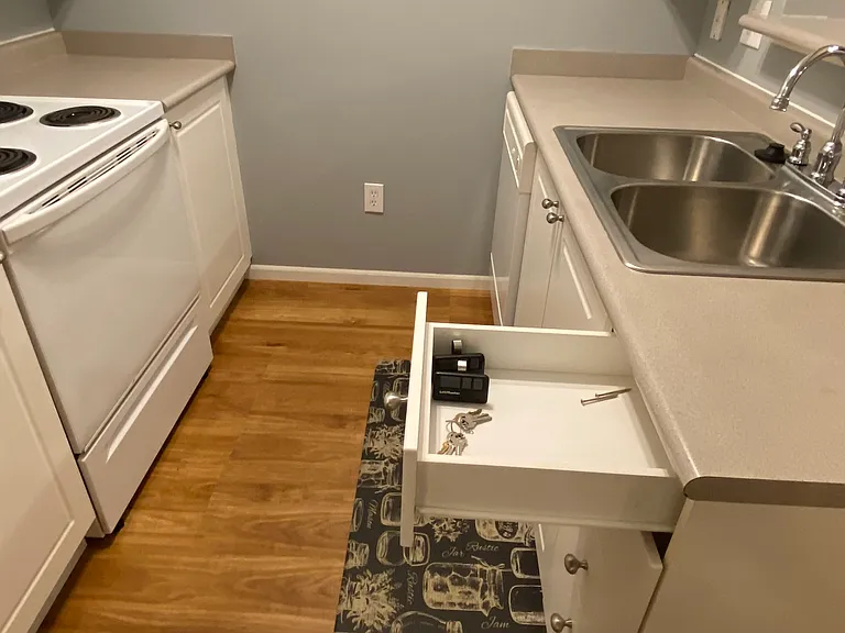 1080 Watkins Glen Ct — Photo 4