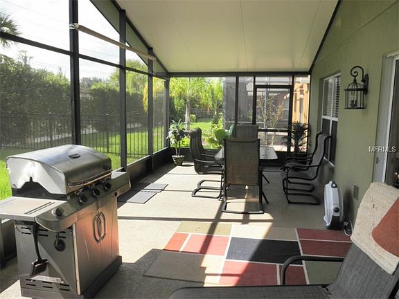 5th image of 132 Grand Canal Dr