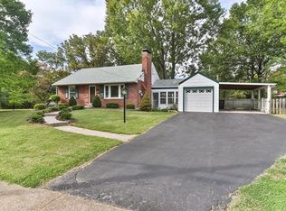 1 Hillcrest Pl, Saint Louis, MO