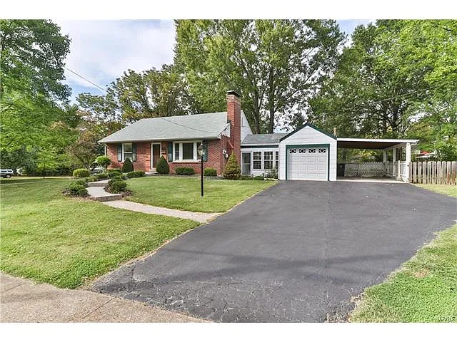 1 Hillcrest Pl photo 1