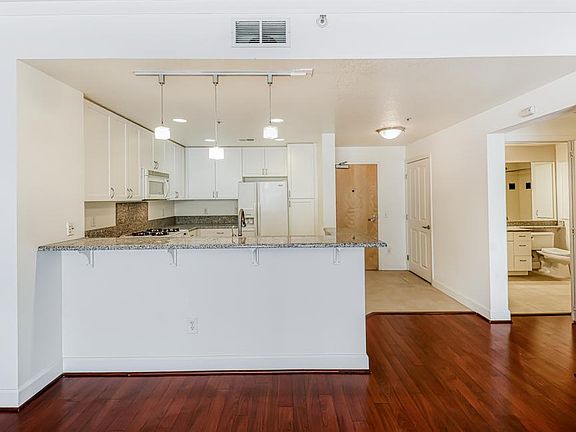 5th image of 20488 Stevens Creek Blvd APT 1408