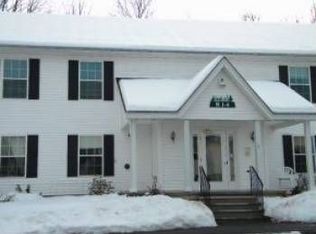 5 Tampa Dr #B2, Rochester, NH 03867
