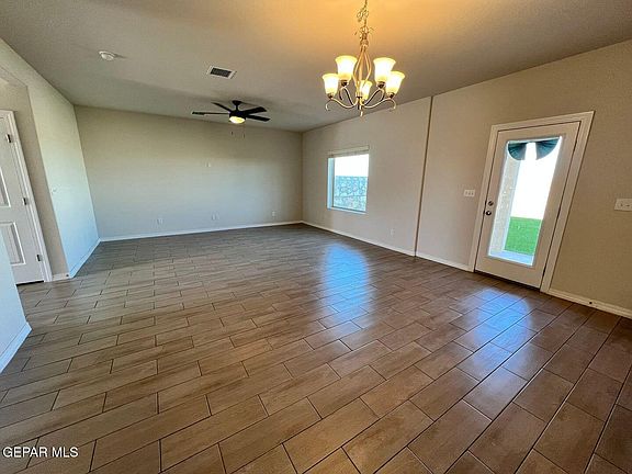 4th image of 12253 Desert Sea Ct