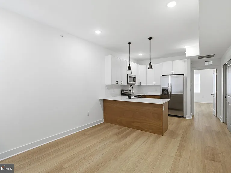 2223 N 22nd St #3 — Photo 4