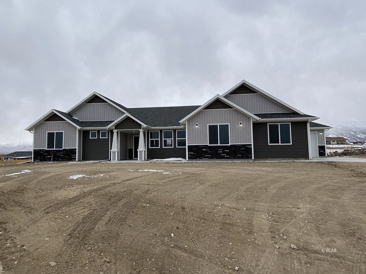 952 Alpine Dr Spring Creek Nv 89815 Zillow