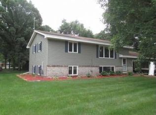 1806 Mississippi Blvd NW, Coon Rapids, MN 55433