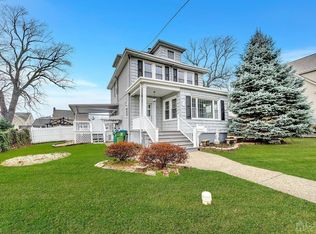 19 Burchard St N, Edison, NJ 08837