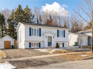 107 Jeremy St, Fredericton, NB E3G 5V6