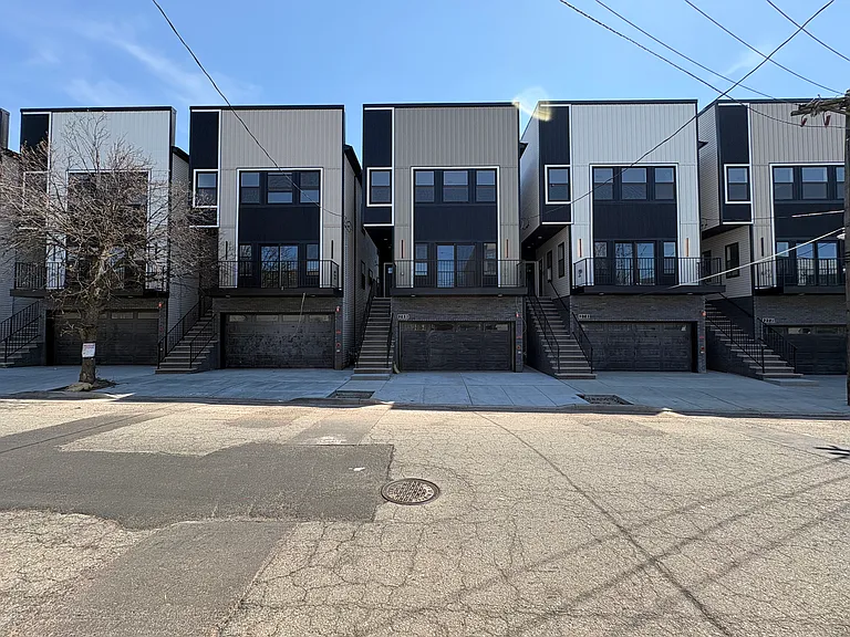 270 Hunterdon St #2 — Photo 46