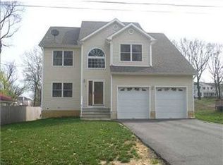 6 Culver Ln, East Brunswick, NJ 08816