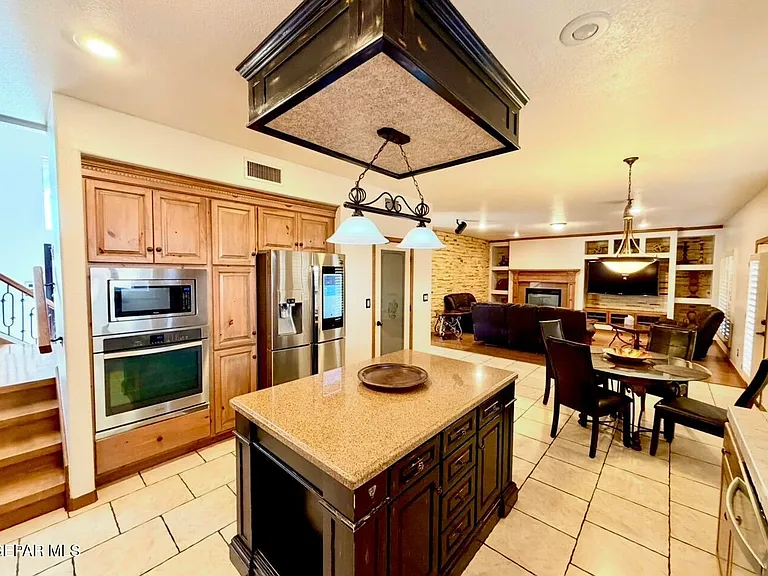 12267 Bronco Buster Ln — Photo 4