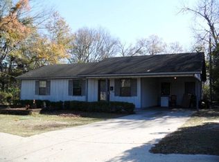 420 E 7th St, Waynesboro, GA 30830