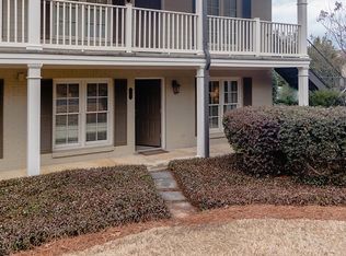 119 Chestnut St APT 17, Oxford, MS 38655
