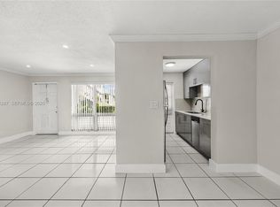 5450 Hollywood Blvd APT 107, Hollywood, FL 33021