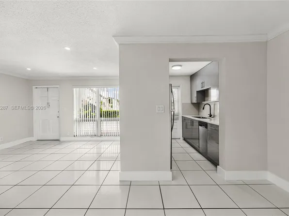 5450 Hollywood Blvd, Hollywood, FL