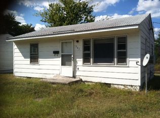 321 Rutherford St, Spring Lake, NC 28390