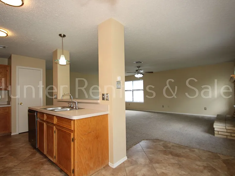 1802 Mattie Dr — Photo 7