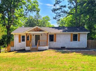 4665 Hildebrand Dr, Winston Salem, NC 27106