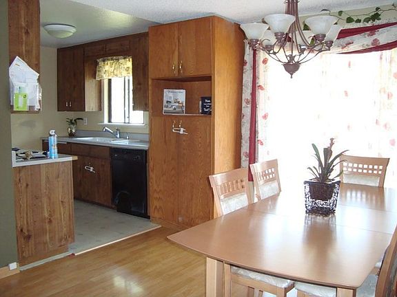 4th image of 13515 108th Avenue Ct E