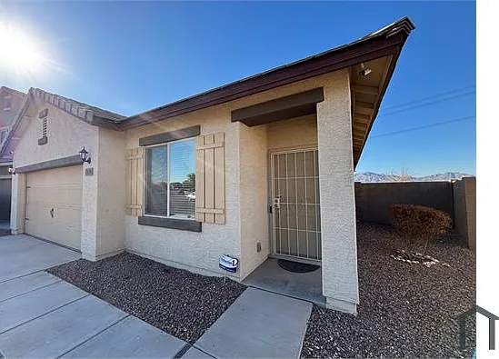 4 bed, 1840 sqft, $2,995 — Photo 1