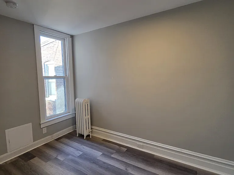 228 N Saint Cloud St — Photo 15