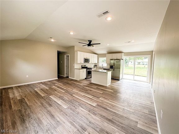 2nd image of 6074 Campbell Rd