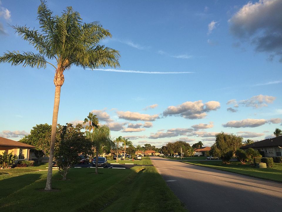 Community View of Ponderosa Drive