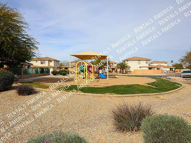 2218 N 135th Dr — Photo 25