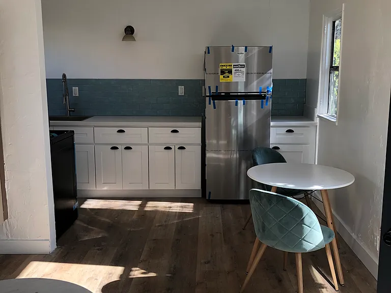 3101 Sherwood Ave #7 — Photo 9