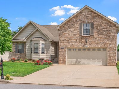 1021 Glenhurst Way, Clarksville, TN, 37040