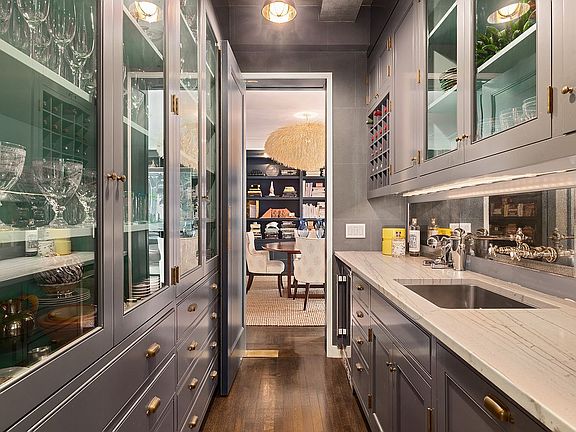 4th image of 1160 Park Ave #14AC