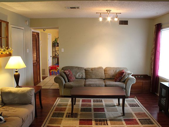 5th image of 4240 Glen Springs Dr