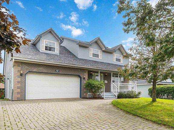 2nd image of 44 Lancaster Dr