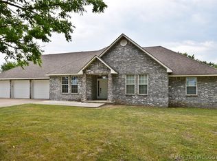 6381 Highway 82 Rd #A, Tahlequah, OK 74464