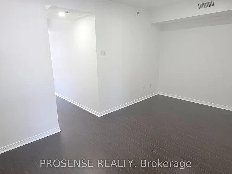 9699 Jane St #13 — Photo 22