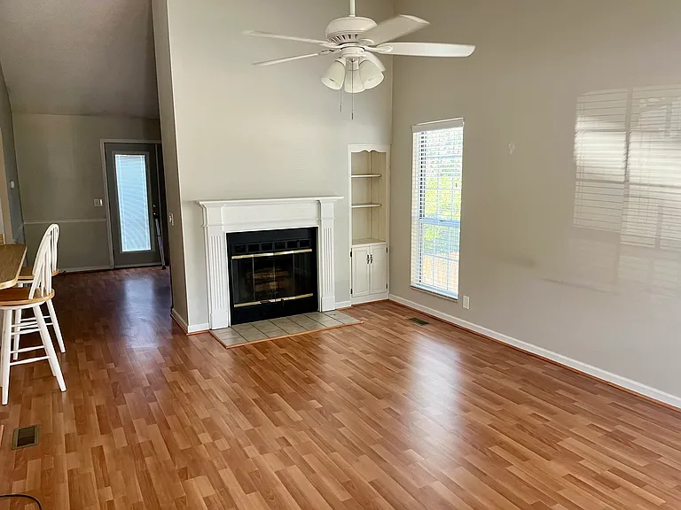 116 Champney Ct — Photo 5