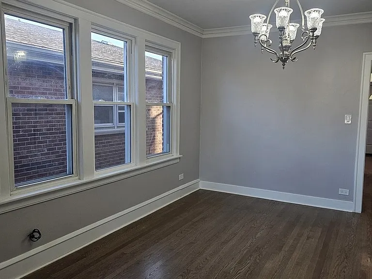 6152 S Kolin Ave — Photo 7