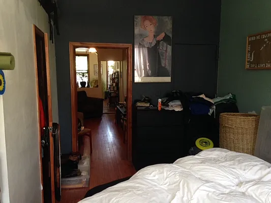 Rented by Premier Metro Realty Corp | media 32