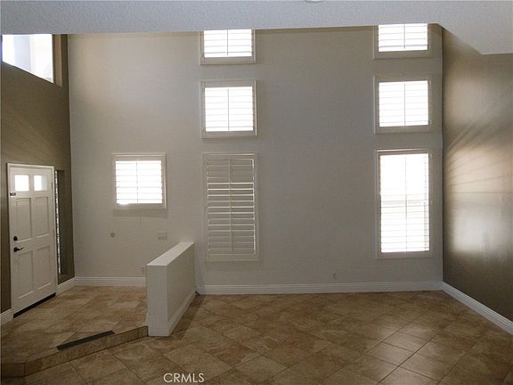 5th image of 8616 E Silver Ridge Ln