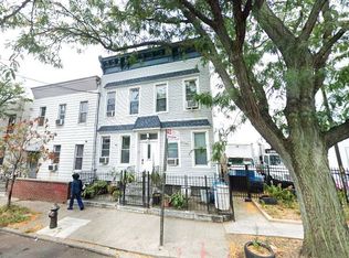 1649 George St, Ridgewood, NY 11385