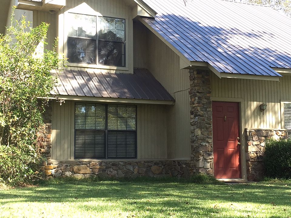 1st image of 167 Pecan Meadows Dr