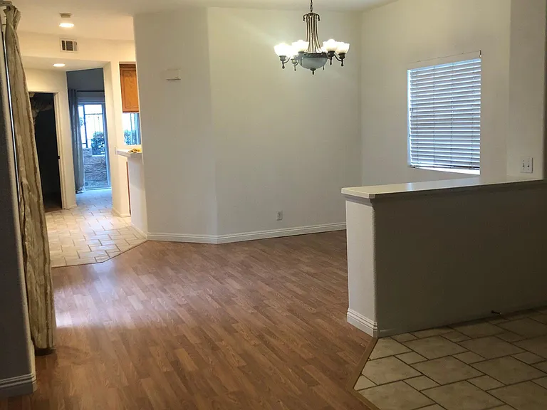 108 Citrus Ranch Rd — Photo 3