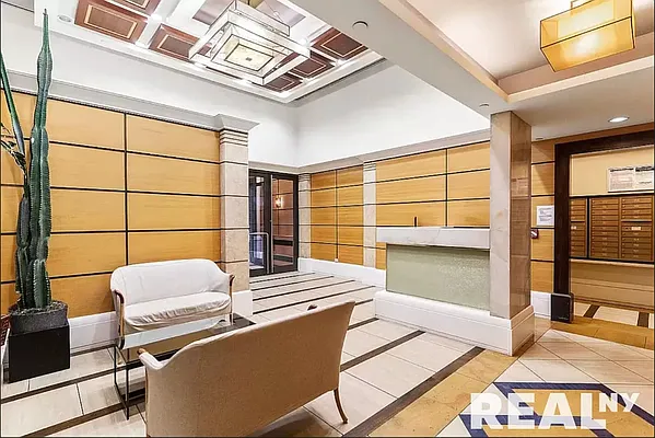 Rented by REAL New York | media 22