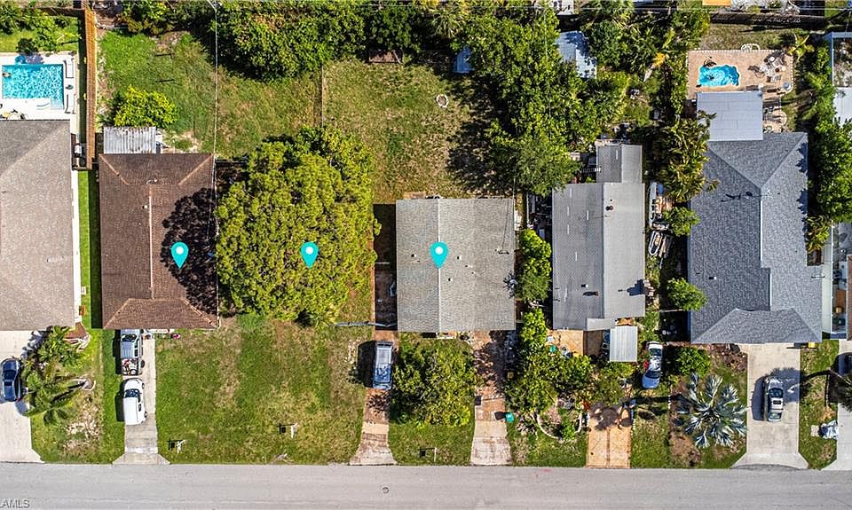 2nd image of 767 105th AVE N