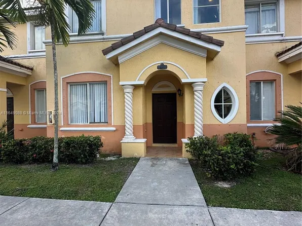2720 SE 15th Rd #13, Homestead, FL 33035