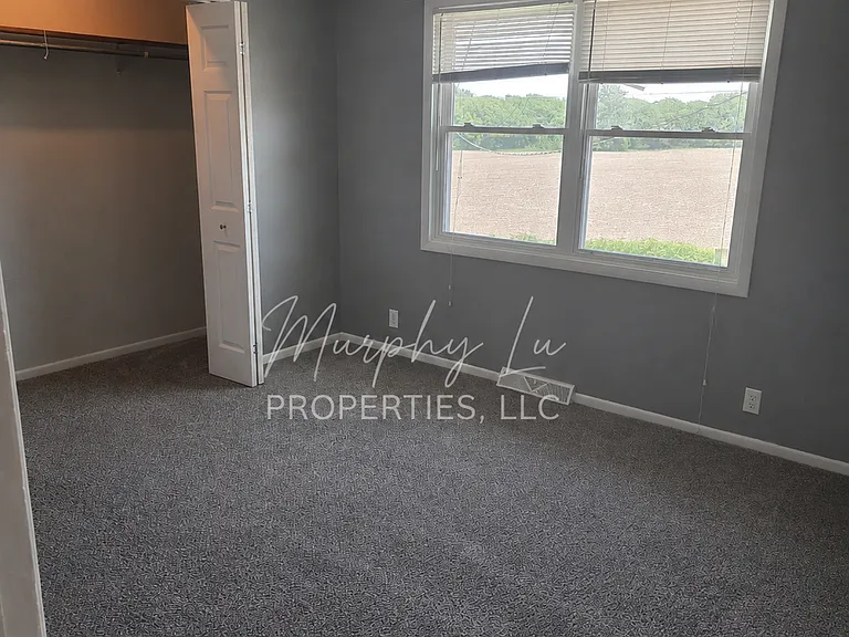 1601 Tamara Dr — Photo 17