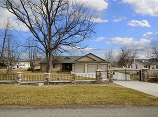 1319 Valley Dr, Laurel, MT 59044