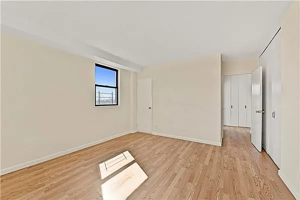 Sold by Exclusive Properties Sotheby's International Realty | media 49